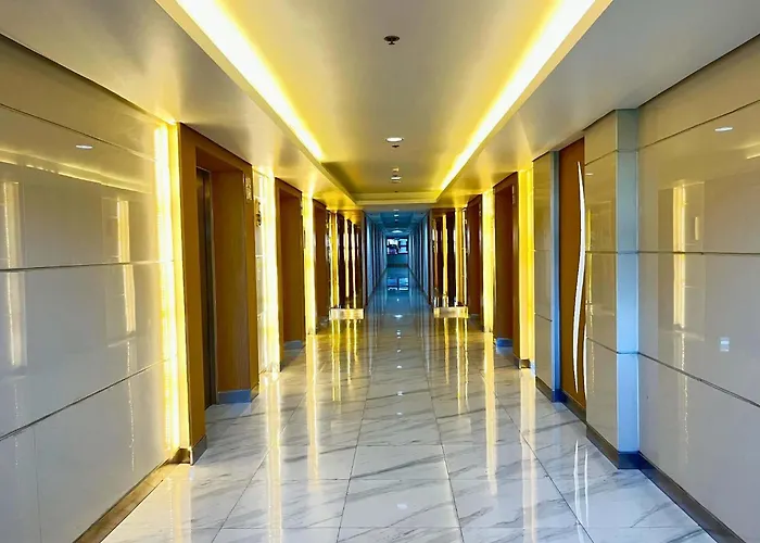 Shore 3 Tower 2 Thestudio88 * Manila